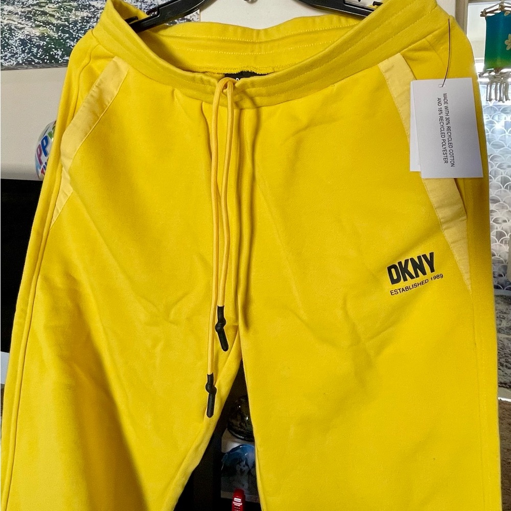 dkny jogger